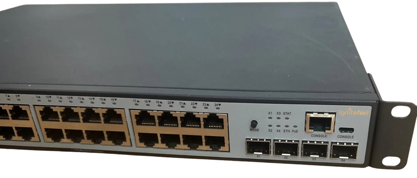 FNS-PoE-24 SWITCH view 4