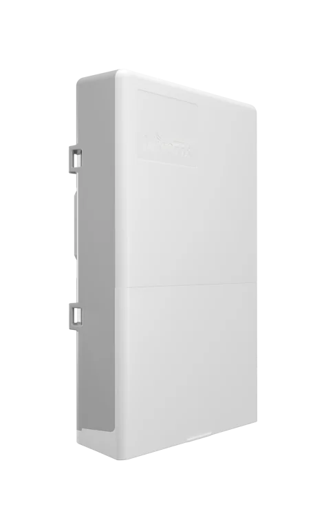 CRS318-1Fi-15Fr-2S-OUT netPower 15R view 2